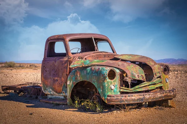 Ais Namibia 2018 Auto Abbandonata Nel Deserto — Foto Stock