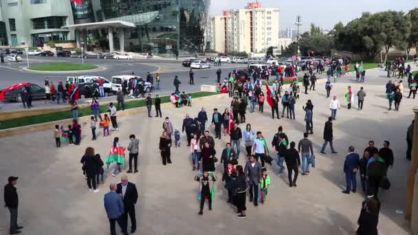 Victory Day viering in Azerbeidzjan. Azerbeidzjan en Turkije: Eén natie twee staten. Bakoe-Azerbeidzjan: 10 november 2020. — Stockvideo