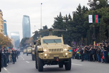 Uydu-1 km - Itiqovan. UAV - mürettebatsız hava araçları içeri