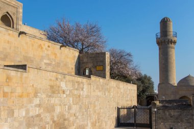 Shirvanshahlar Sarayı. Eski Bakü 'de ortaçağ inşaatı. Sevgi dolu.