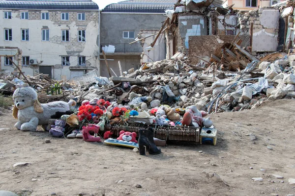 Victims of Ganja terror. Armenian terror. Toys of children who died in the Ganja terror — Stock Photo, Image