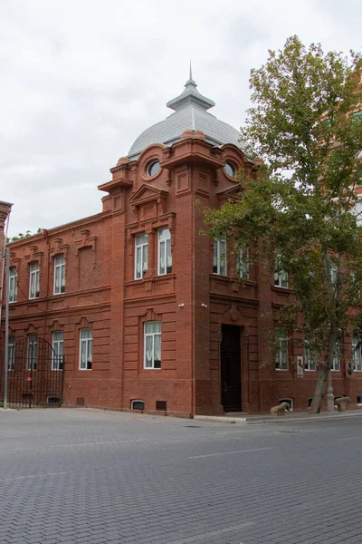 Museo Casa de Fatali Khan Khoyski en la ciudad de Ganja. Fatali Khan Khoyski es Ministro de Asuntos Exteriores de la República Democrática de Azerbaiyán —  Fotos de Stock