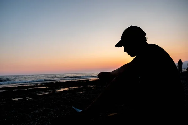 Silhouette Teen Sitting Beach Peace — Stock Photo, Image