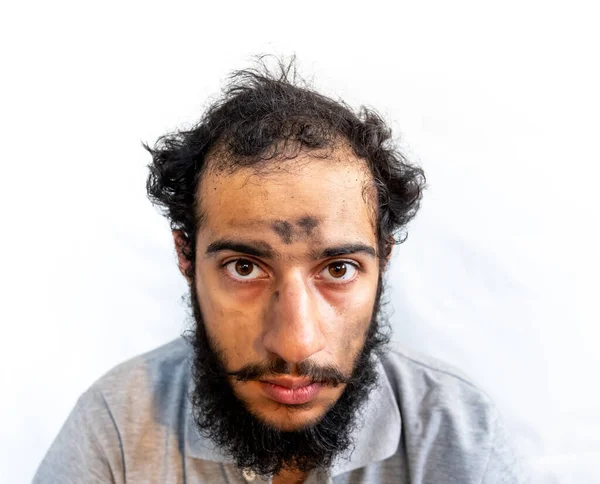 Arabisk Man Med Kol Ansiktet Har Dålig Dag — Stockfoto