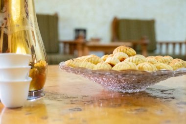 Bayram tatlısı ve kahve