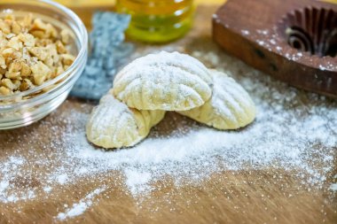 Şekerli tatlılar, ev yapımı.