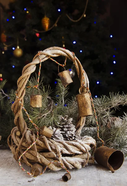 Cartão de Natal com ramos de abeto e decoração — Fotografia de Stock