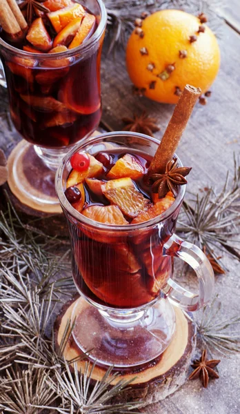 Tasse de vin chaud chaud chaud chaud pour Noël — Photo