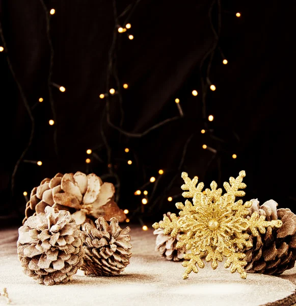 Decoração de Natal com ramos de abeto — Fotografia de Stock