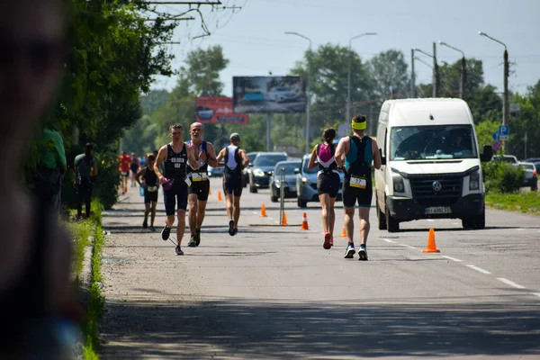 Poltava Ukraine 2021 Június Futók Nyáron Délután Triatlon Versenyek Alatt — Stock Fotó