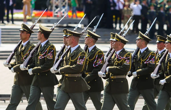 Kyiv Ukraine August 2021 Ukrainian Military Marching Khreshchatyk Street Parade — Stock Photo, Image