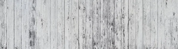 Panoramiczna Drewniana Ściana Jasnoszare Malowane Pionowe Silnie Wietrzne Deski — Zdjęcie stockowe