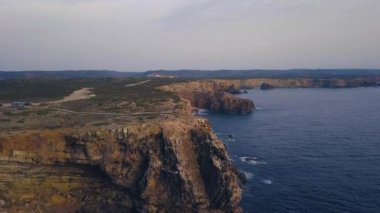 Carrapateira bölgesindeki Portekiz 'in Atlantik kıyısından insansız hava aracı görüntüleri..