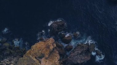 Carrapateira bölgesindeki Portekiz 'in Atlantik kıyısından insansız hava aracı görüntüleri..