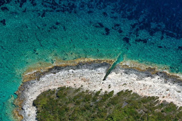 Skalnaté Pobřeží Ostrova Lastovo Jaderském Moři Chorvatsko — Stock fotografie