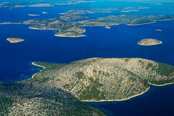 Vista Aérea Costa Dentada Con Islas Mar Adriático Croacia — Foto de Stock