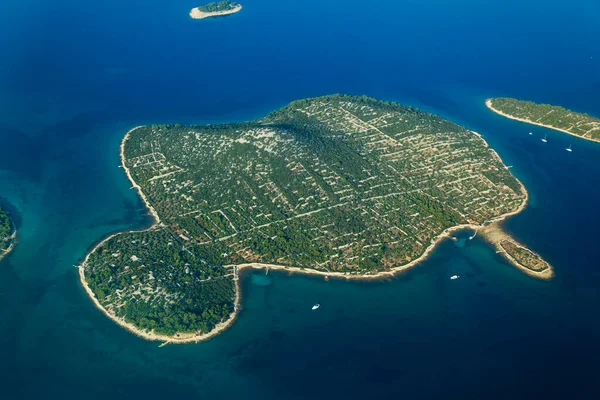 Vista Aérea Costa Dentada Con Islas Mar Adriático Croacia — Foto de Stock