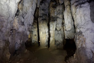 Hırvatistan 'ın Plitvice Gölleri yakınlarındaki Barac mağaraları