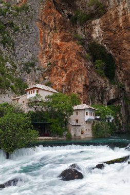 Eski Müslümanlar Kasabası, Bosna ve Hercegovina ile Buna Nehri 'nin Kaynağı 