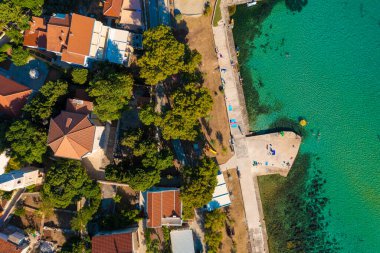 Hırvatistan 'ın en son kenti olan Adriyatik Denizi' nin havadan görünüşü