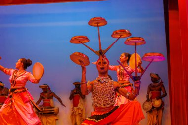 Kandy, Sri Lanka 'da Geleneksel Kandyan Dans Gösterisi