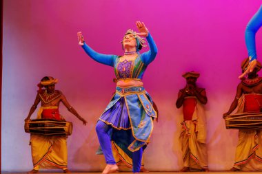 Kandy, Sri Lanka 'da Geleneksel Kandyan Dans Gösterisi