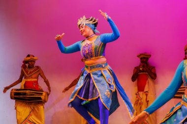 Kandy, Sri Lanka 'da Geleneksel Kandyan Dans Gösterisi