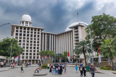 Jakarta, Endonezya 'daki İstiklal Camii