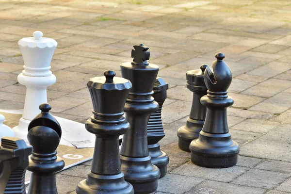 Giant Chess Pieces Open Air Duel — Stock Photo, Image