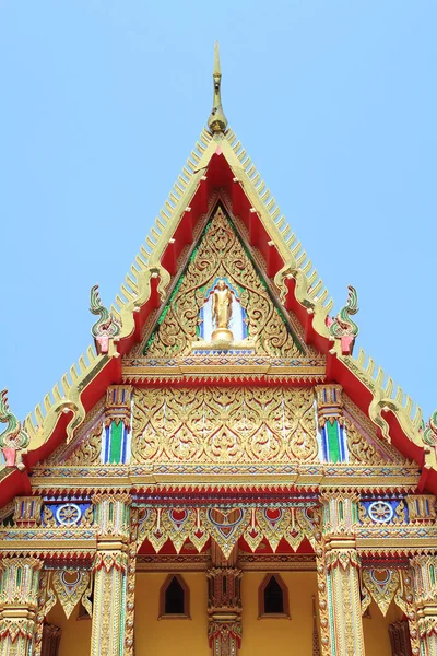 Thaise tempel gouden dak — Stockfoto