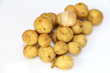 Lansium tatlı meyve