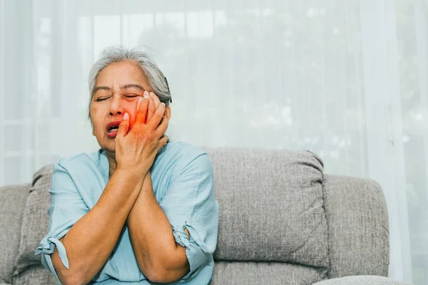 Elderly Woman Sitting Sofa Home Has Toothache Cavities Sudden Gingivitis — Stock Photo, Image