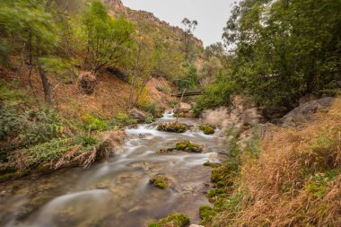 Tomara Şelalesi ve Ziyaretçiler, Ulusal Doğa Parkı, Gumushane, Siran Bölgesi, Seydibaba Köyü.