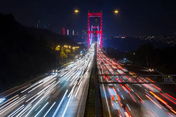 Večerní Provoz Mostě Fatih Sultán Mehmet — Stock fotografie