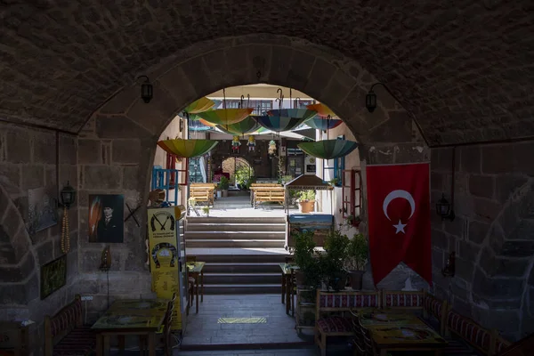 2020年7月31日 トルコ アンカラ県ナリハン市 アナトリア中央部の旧オスマン帝国の町でトルコ語でコカハンと呼ばれる歴史的な旅館 — ストック写真