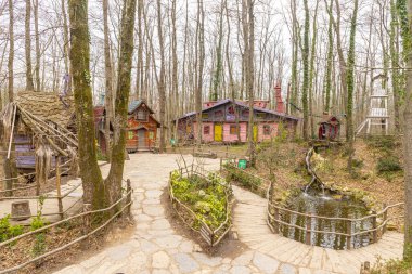 Türkiye 'nin Efes kentindeki Celsius Kütüphanesi harabeleri güzel bir yaz gününde