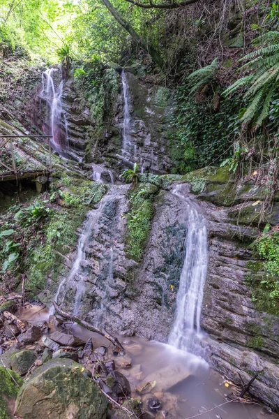 トルコのドゥス県アクカコカ地区のタヒリ滝 — ストック写真