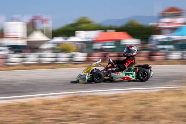 Karting races with the pan technique (Go-Kart)