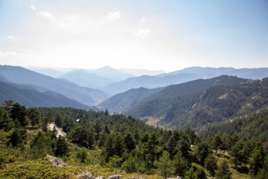 Karadeniz 'in Gumushane bölgesindeki Zigana dağ manzarası