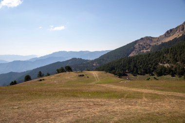 Karadeniz 'in Gumushane bölgesindeki Zigana dağ manzarası