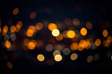 Gece şehir ışıklarında Bokeh etkisi