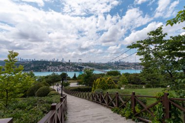 İSTANBUL, TURKEY, 18 Haziran 2021, Otagtepe 'den İstanbul Boğazı. İstanbul, Türkiye