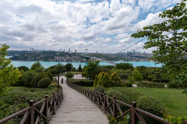 Istanbul Turquía Junio 2021 Bósforo Estambul Otagtepe Estambul Turquía — Foto de Stock