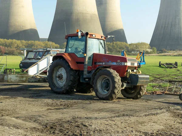 Gran Ejemplo Tractor Fam Rojo — Foto de Stock