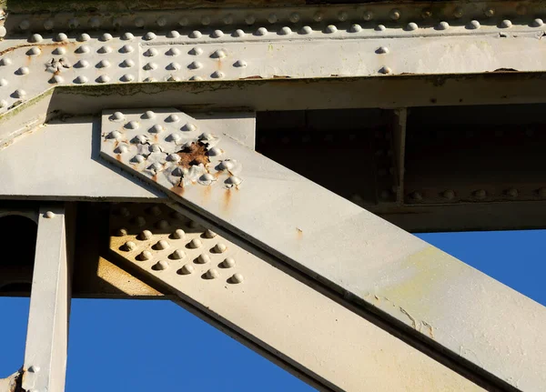 Velho Exemplo Ponte Viga Corroída — Fotografia de Stock