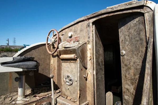 Antiguo Barco Motor Levantado Lecho Río — Foto de Stock