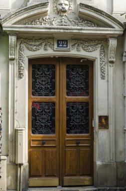 Aslan kafalı Portal Centennial kapı