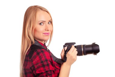 Çekici kadın fotoğrafçı wh üzerinde izole Dslr ile iş yerinde