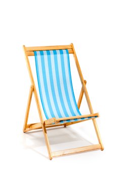 Beyaz izole mavi plaj şezlong