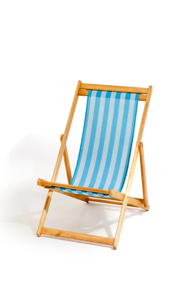 Beyaz izole mavi plaj şezlong